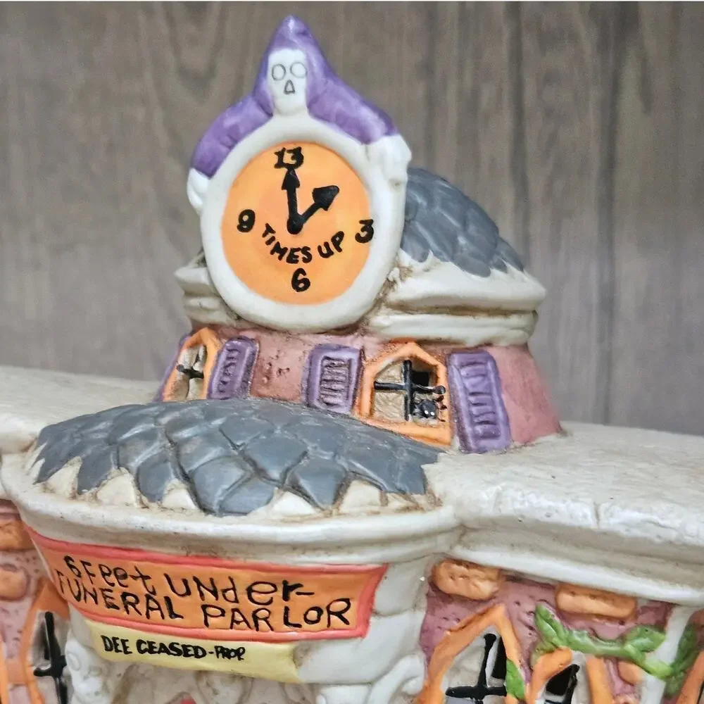 Vintage Creepy Hollow Funeral Parlor | 1995 Lighted Halloween Village House